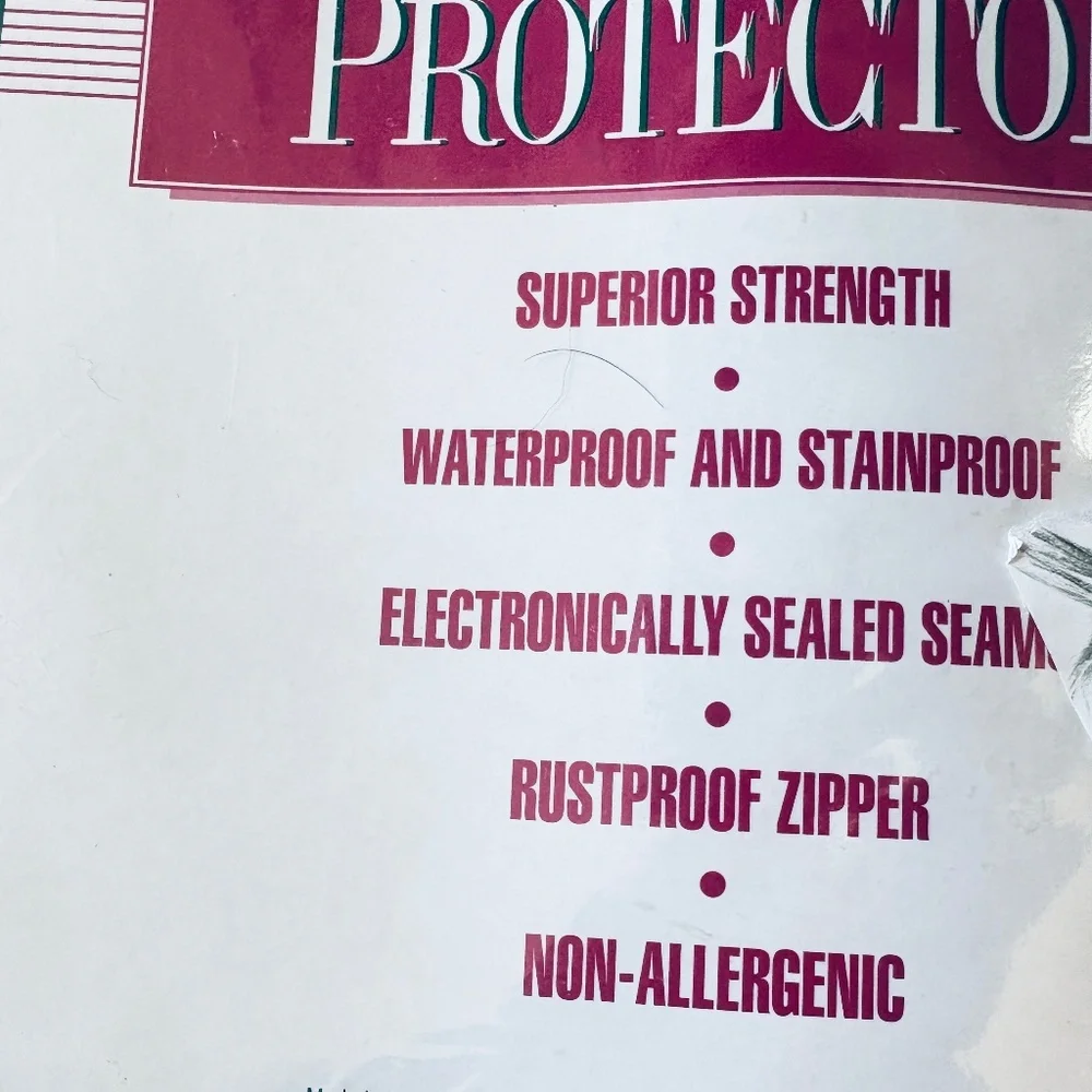Mattress protector; zippered, vinyl, King size, New in pkg.  NWT